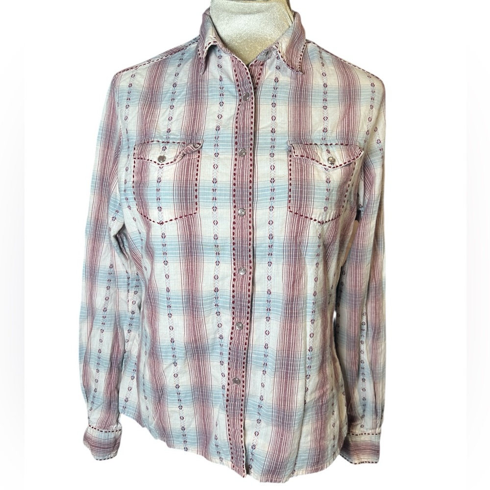 Wrangler vtg Red and White Plaid Shirt snap pearl buttons long sleeve women’s M